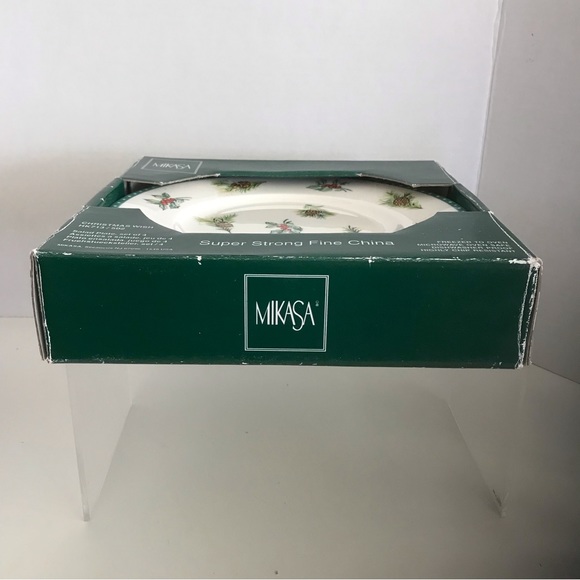 MIKASA Christmas Wish Set of 4 Salad Plates Super Strong Fine China - NIB - Picture 7 of 14